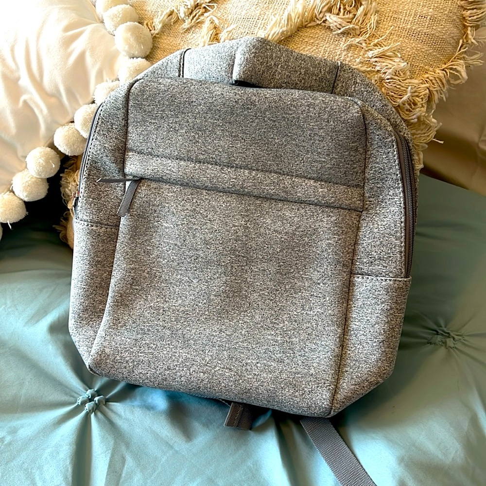 BRAND NEW - DSW Backpack